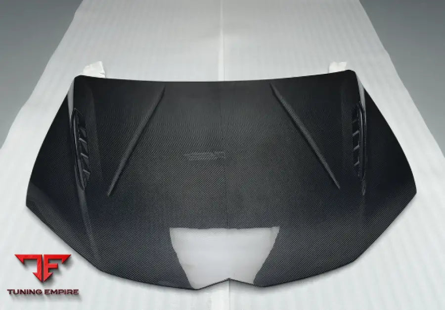 LAMBORGHINI URUS CARBON HOOD