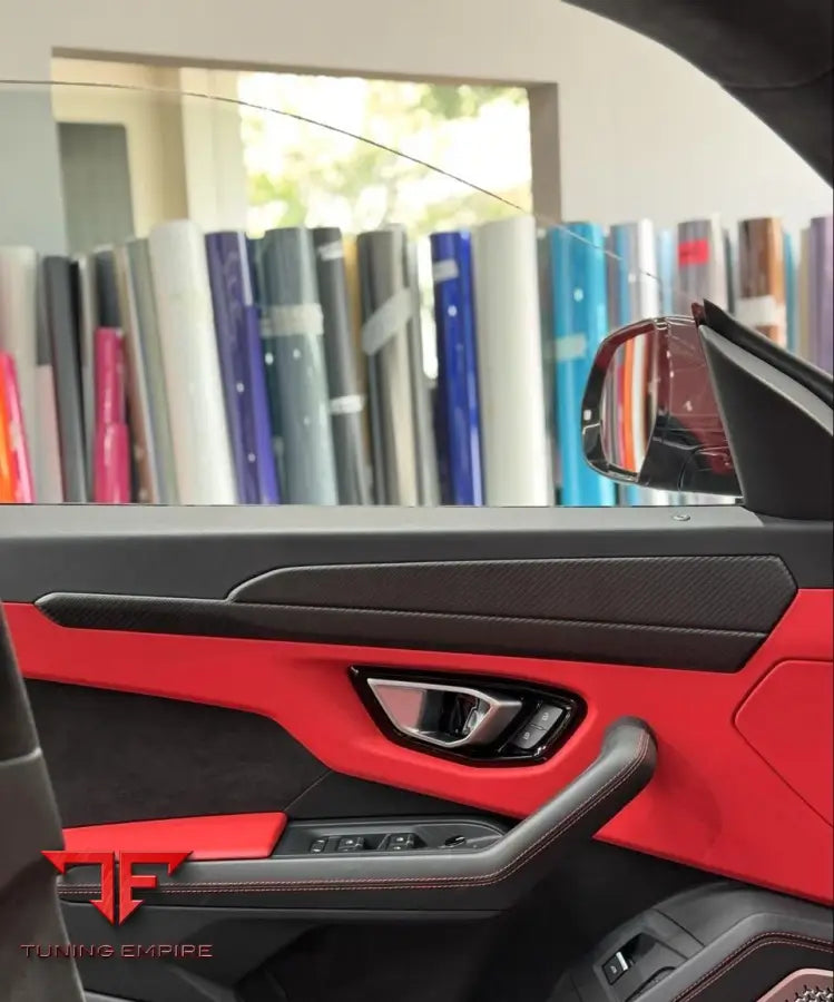 LAMBORGHINI URUS CARBON INTERIOR KIT
