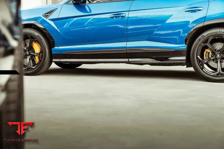 LAMBORGHINI URUS CARBON PARTS