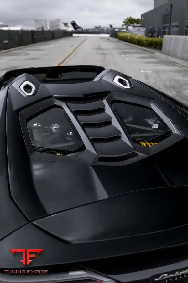 LAMBORGHINI URUS CENTENARIO WHEELS AND EXHAUST SYSTEM