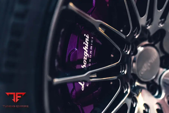 LAMBORGHINI URUS FORGED WHEELS AND EXHAUST SYSTEM
