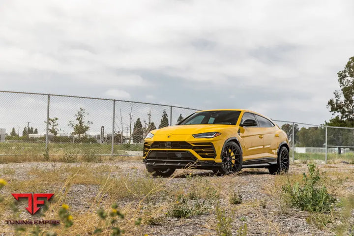 LAMBORGHINI URUS FORGED WHEELS AND EXHAUST SYSTEM