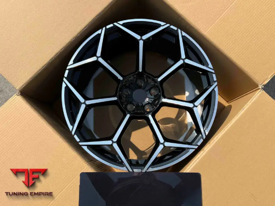 LAMBORGHINI URUS PERFORMANTE WHEELS