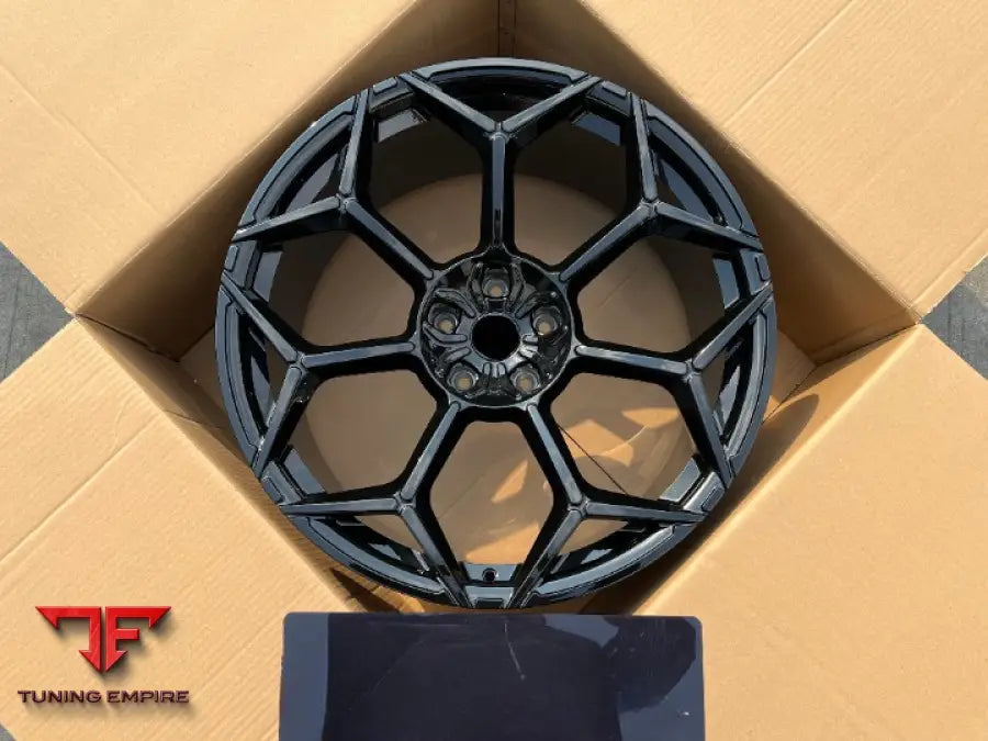 LAMBORGHINI URUS PERFORMANTE WHEELS