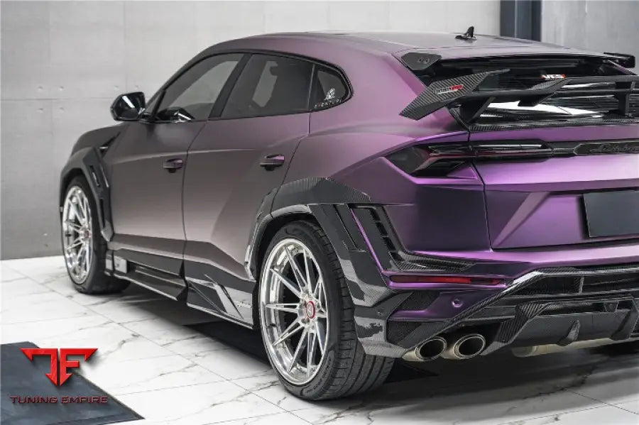 LAMBORGHINI URUS S CARBON FIBER BODY KIT