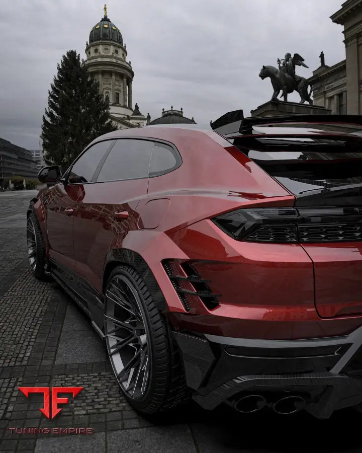 LAMBORGHINI URUS SE WIDEBODY KIT