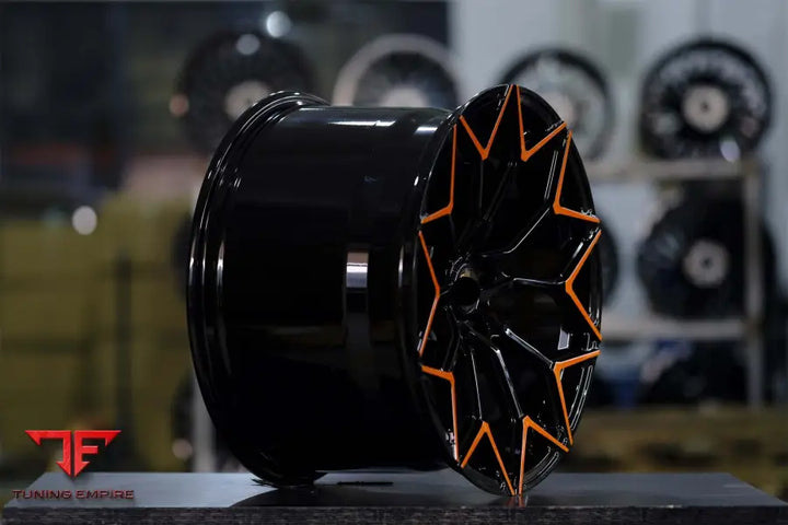 LAMBORGHINI URUS WHEELS