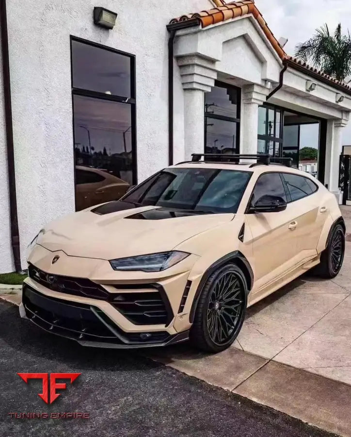 LAMBORGHINI URUS WIDEBODY KIT