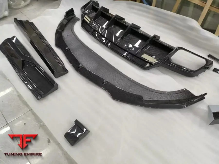 LAMBORGHINI URUS WIDEBODY KIT PERFORMANTE/S