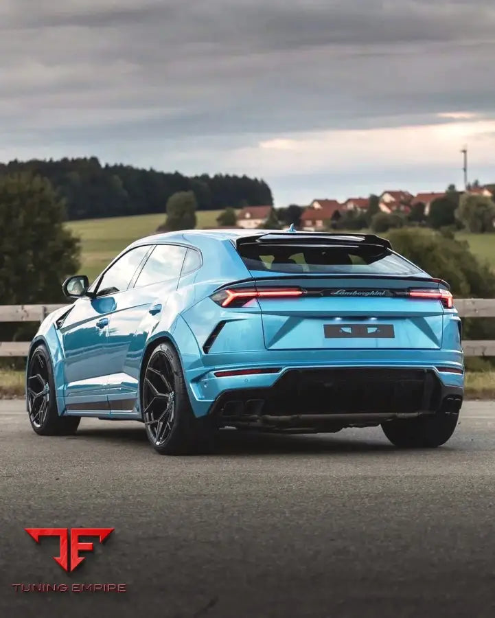 LAMBORGHINI URUS WIDEBODY KIT WITH 23’ FORGED WHEELS