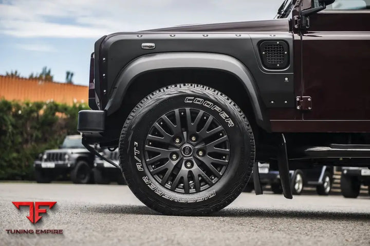 LAND ROVER DEFENDER 110 KAHN ALLOY WHEELS