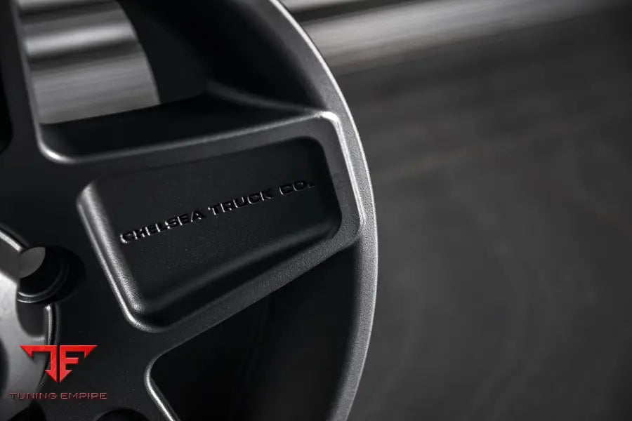 LAND ROVER DEFENDER 110 KAHN FORGED WHEELS