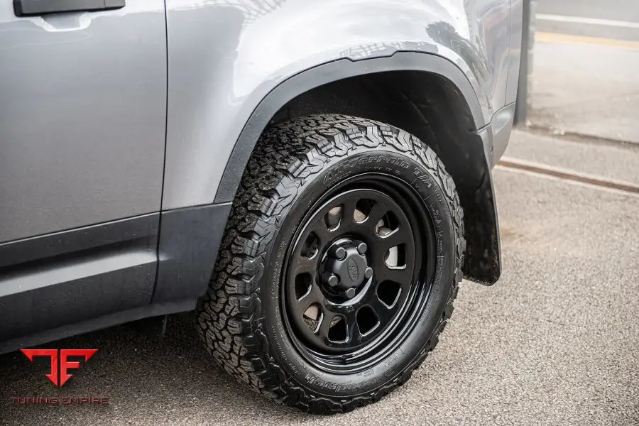 LAND ROVER DEFENDER 110 KAHN WHEELS