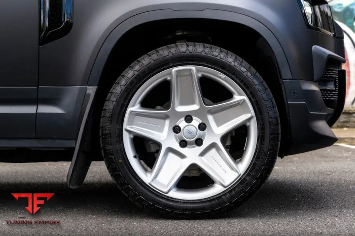 LAND ROVER DEFENDER 130 KAHN FORGED WHEELS