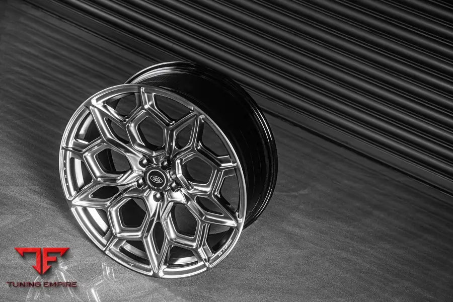 LAND ROVER DEFENDER 130 KAHN FORGED WHEELS