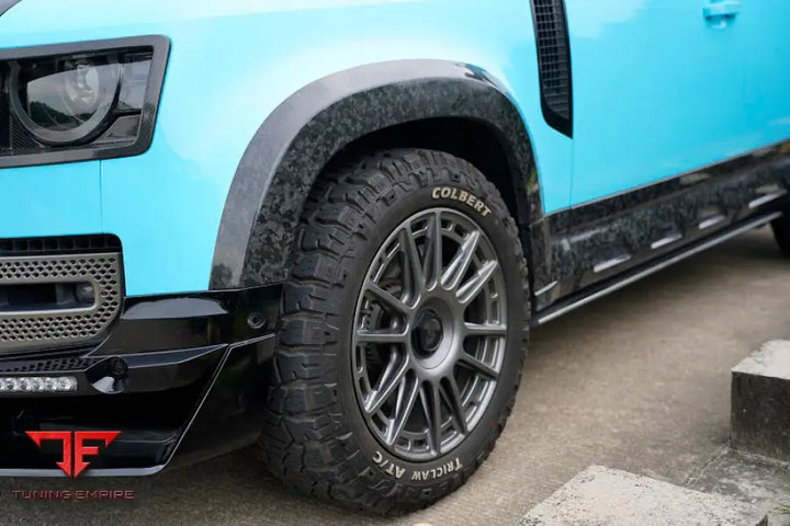 LAND ROVER DEFENDER 2021 + DRY CARBON BODY KIT