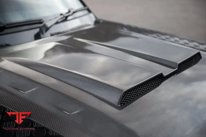 LAND ROVER DEFENDER CARBON FIBER PARTS 2020Y