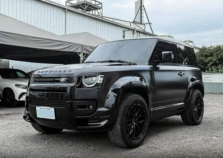 LAND ROVER DEFENDER RAZOR FORGED WHEELS