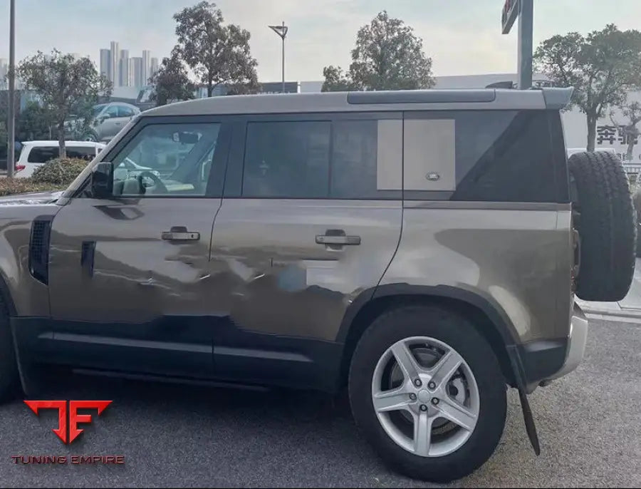 LAND ROVER DEFENDER REAR WING