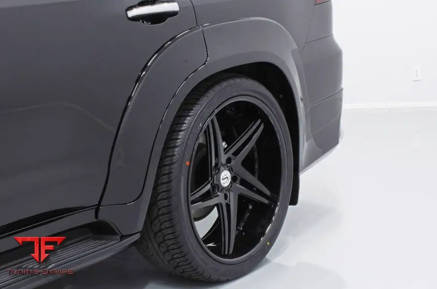 LEXUS LX570 BODY KIT WITH WHEELS