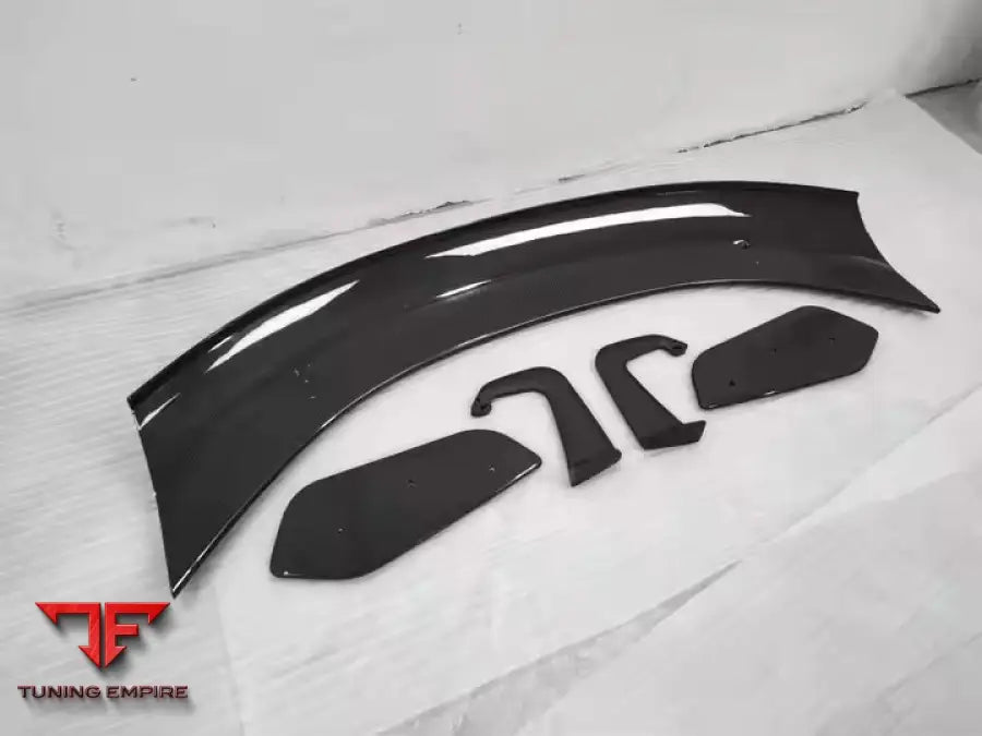 LOTUS EMIRA GT4 CARBON FIBER BODY KIT