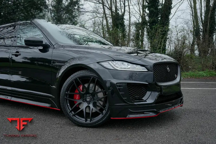 LUMMA DESIGN JAGUAR F-PACE SVR