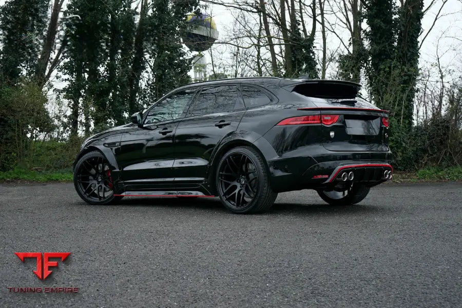 LUMMA DESIGN JAGUAR F-PACE SVR