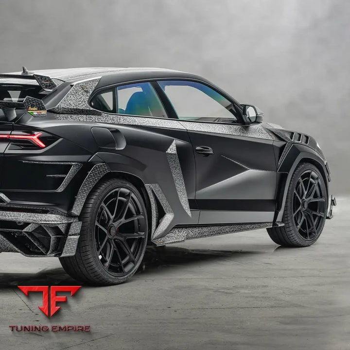 MANSORY LAMBORGHINI VENATUS COUPÉ EVO C