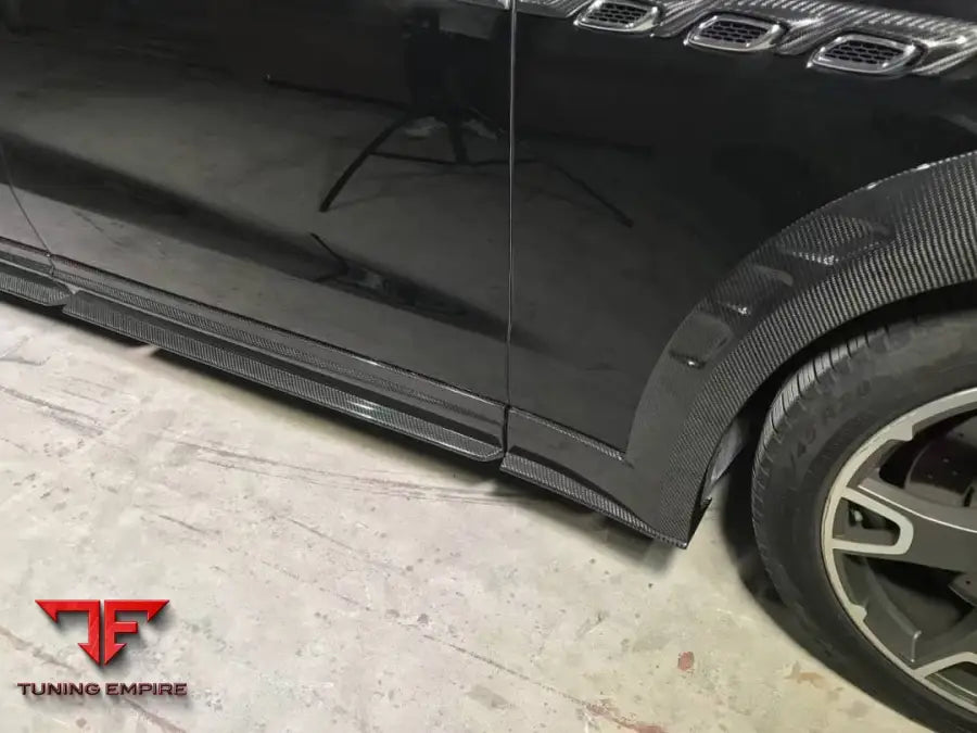 MASERATI LEVANTE CARBON FIBER WIDEBODY KIT
