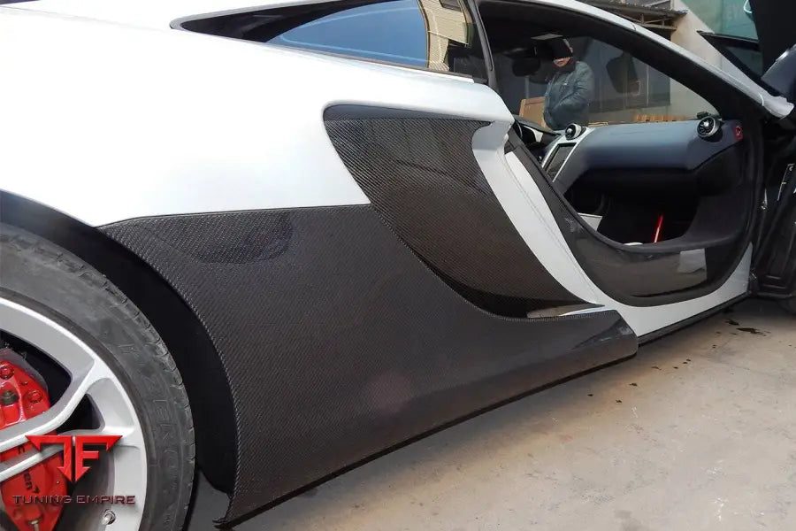 MCLAREN 650SMP4 12C OEM STYLE CARBON FIBER SIDE SKIRTS BSD