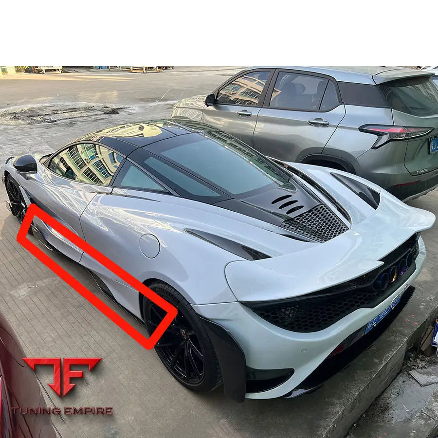 MCLAREN 720S 765LT CARBON FIBER SIDE SKIRT