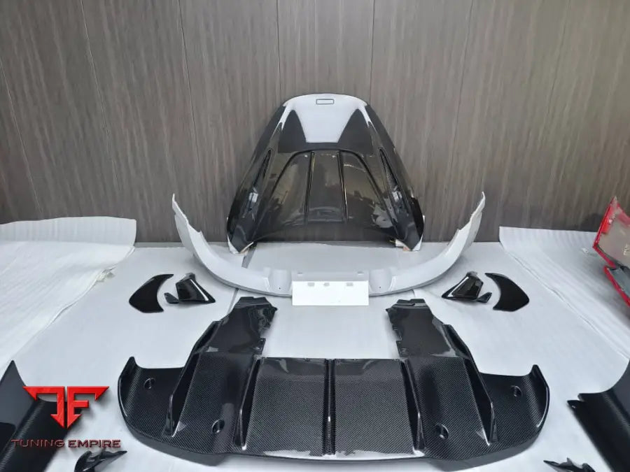 MCLAREN 720s CARBON FIBER RAZOR BODY KIT