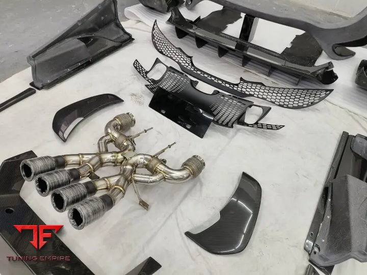 MCLAREN 720S DRY CARBON BODY KIT