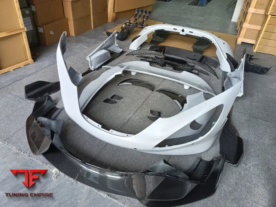MCLAREN 720S DRY CARBON BODY KIT