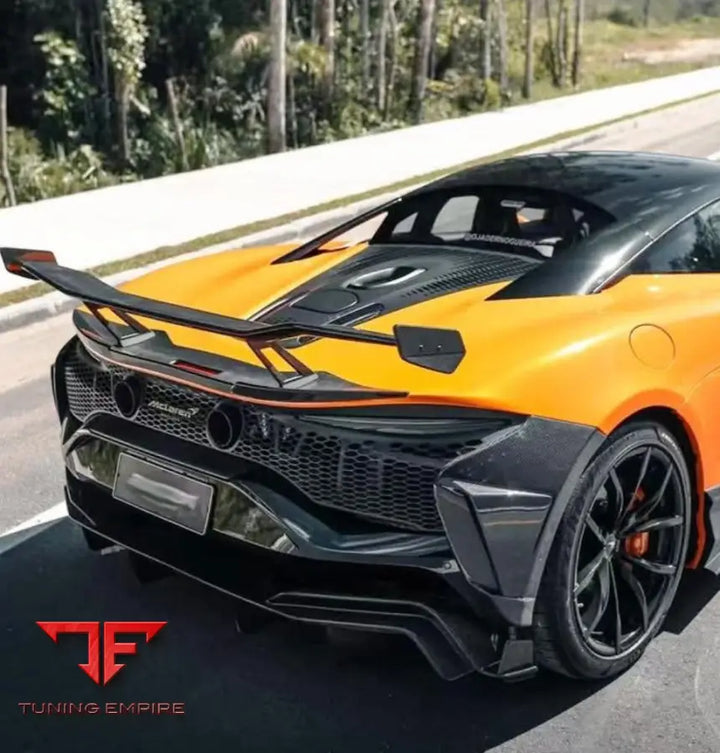 MCLAREN ARTURA CARBON FIBER BODY KIT