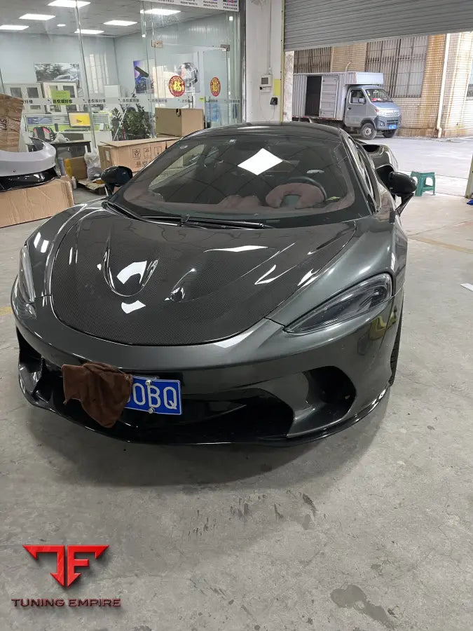 MCLAREN GT CARBON FIBER ENGINE HOOD