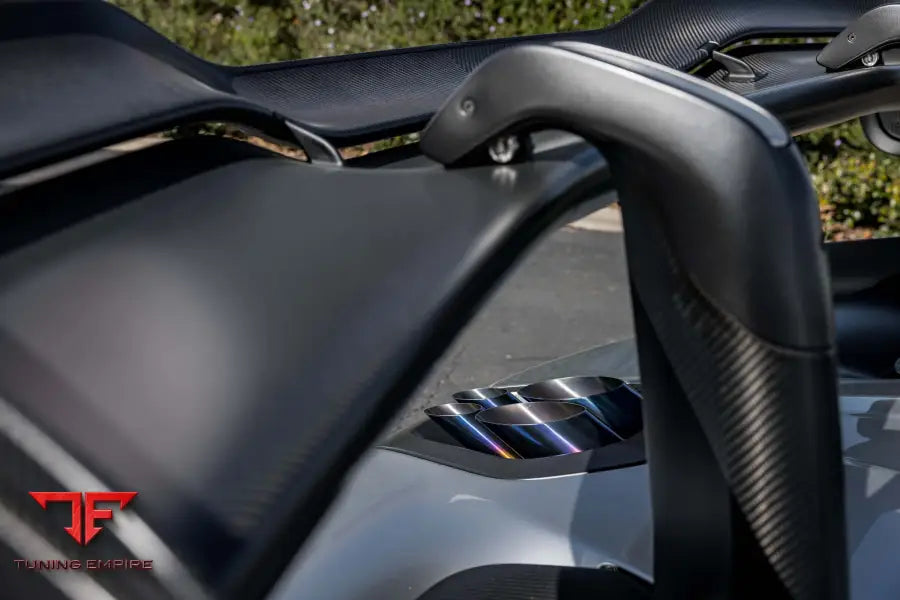 MCLAREN SENNA FORGED WHEELS AND EXHAUST SYSTEM