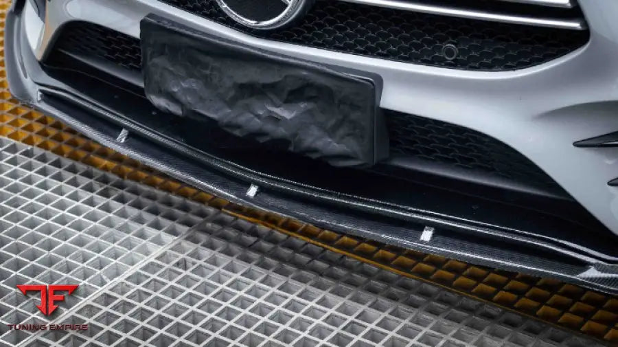 MERCEDES-BENZ A-CLASS W177 A35 AMG 2018 + CARBON BODY KIT