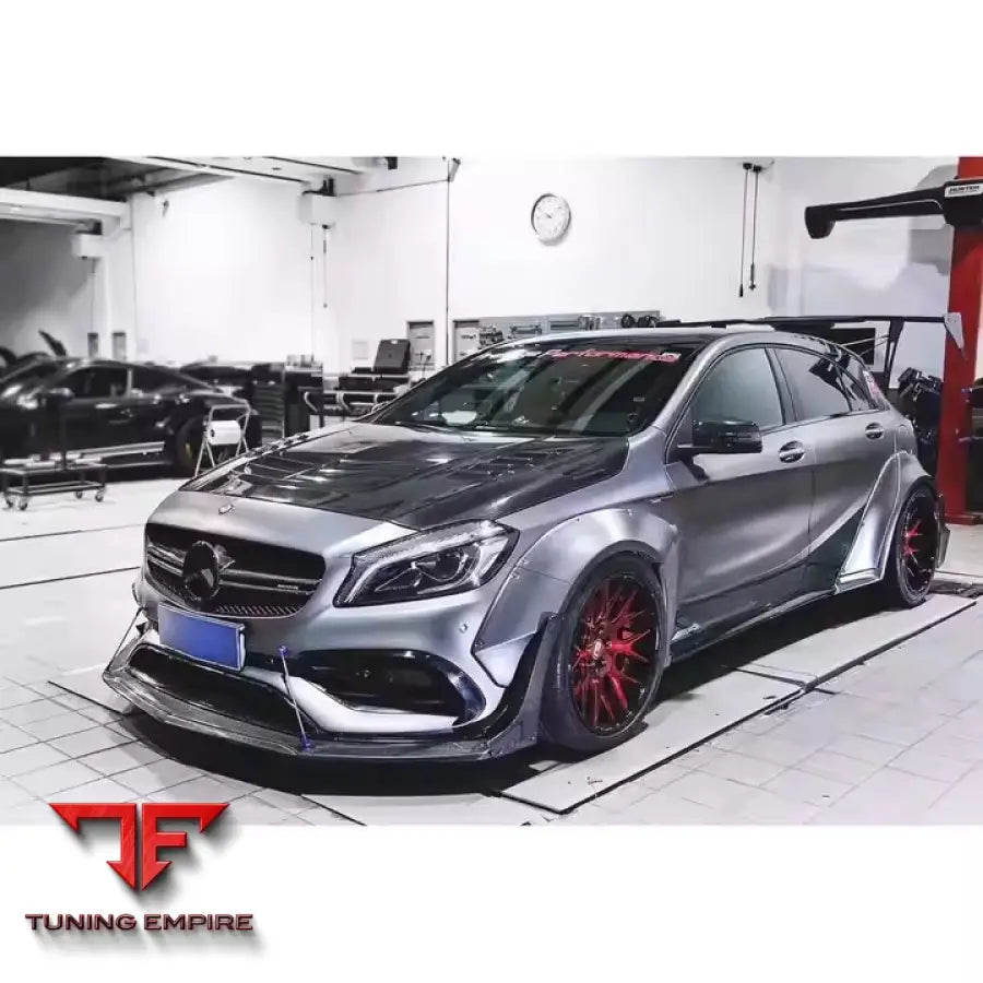 MERCEDES BENZ A45 CARBON FIBER BODY KIT