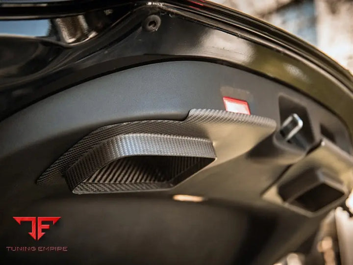 MERCEDES BENZ AMG GTR PARTS