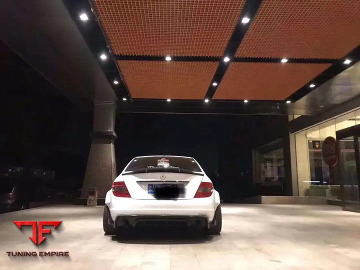 Mercedes Benz C-Class W204 2008-2010 RS II Wide body kit
