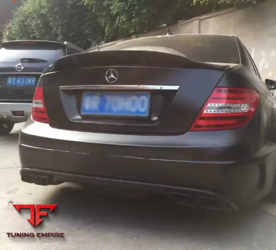 MERCEDES BENZ C CLASS W204 CARBON FIBER PARTS