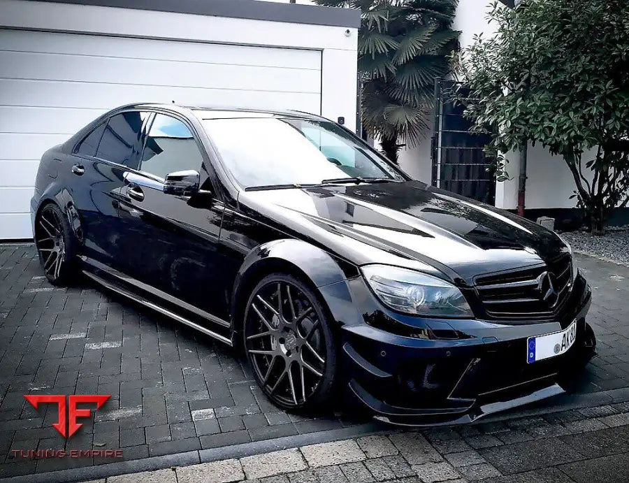 MERCEDES BENZ C CLASS W204 PRE-FACELIFT BODY KIT