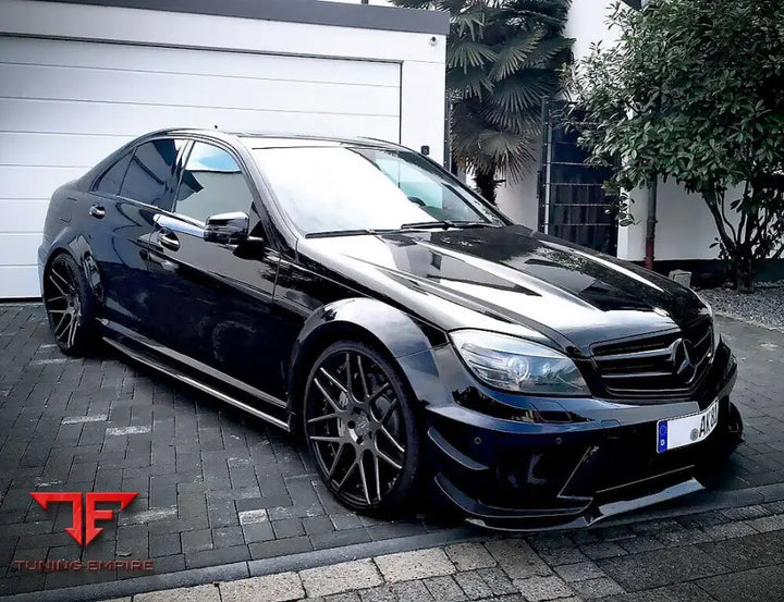MERCEDES BENZ C CLASS W204 PRE-FACELIFT BODY KIT