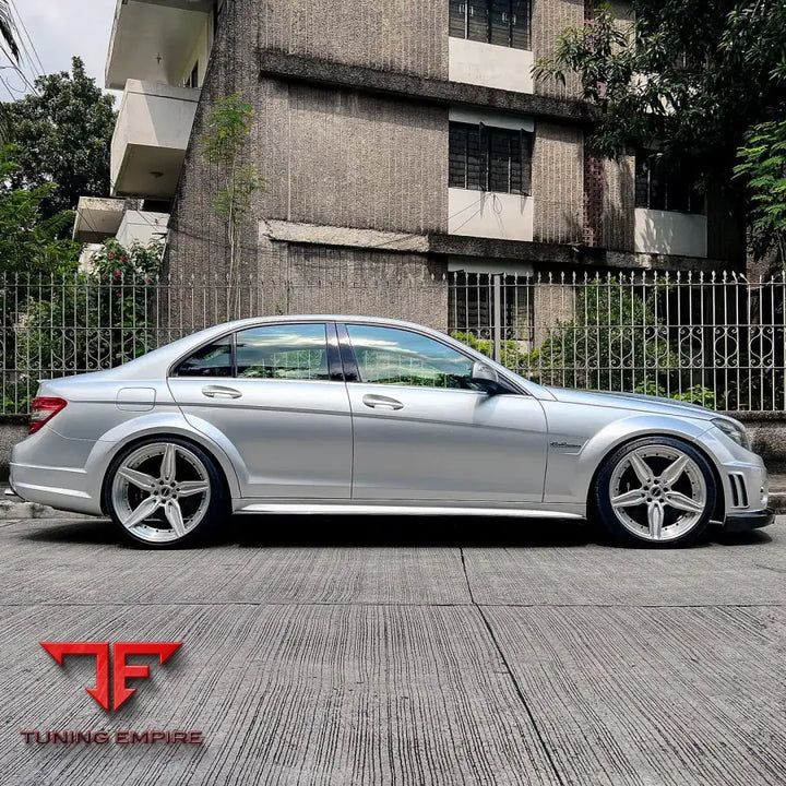 MERCEDES BENZ C63 AMG W204 REAR WHEEL ARCH EXTENSIONS