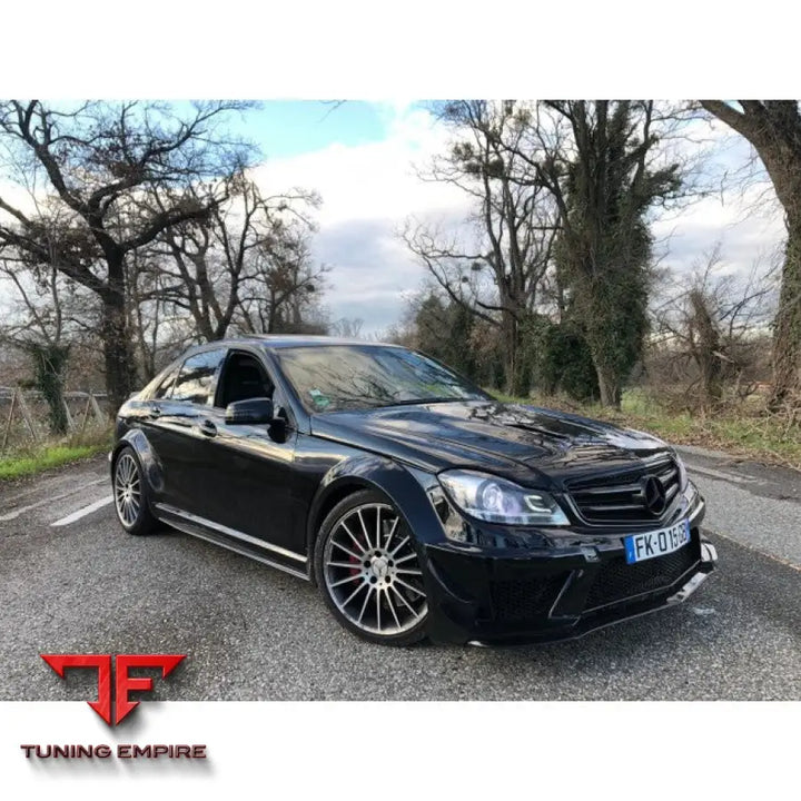 MERCEDES W204 SEDAN - BLACK SERIES WIDE BODY KIT