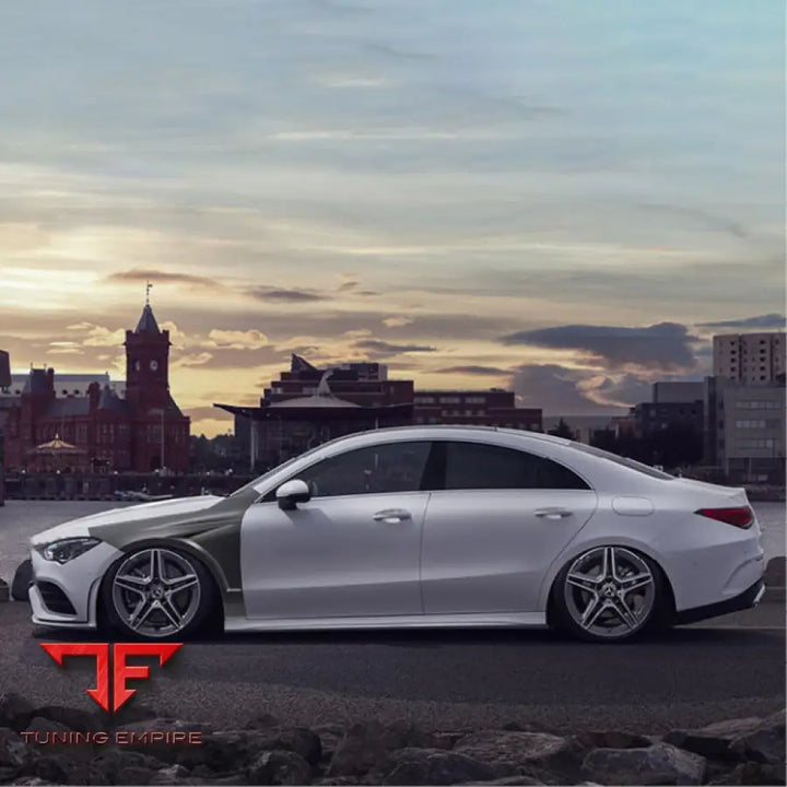 MERCEDES BENZ CLA45 DRY CARBON PERFORMANCE FENDERS
