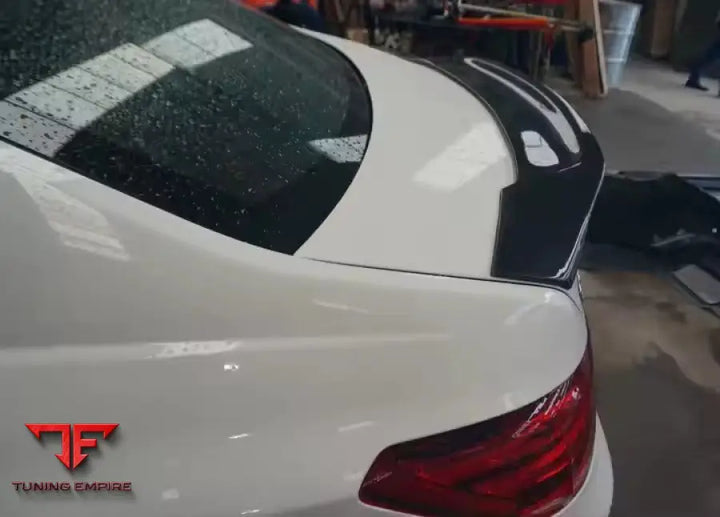 MERCEDES BENZ CLASS E W212 CARBON FIBER BODY KIT