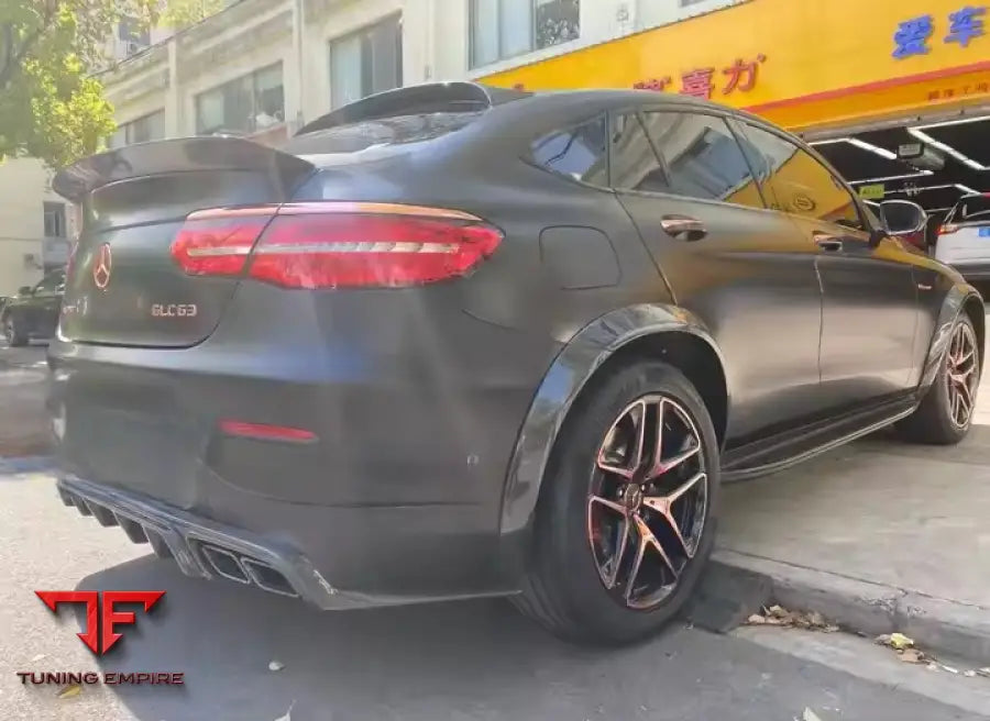 MERCEDES BENZ CLASS GLC 63 CARBON FIBER BODY KIT