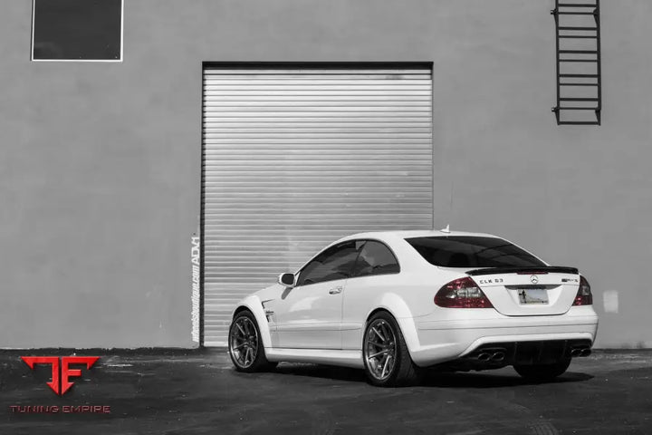 MERCEDES-BENZ CLK W209 FULL BODY KIT
